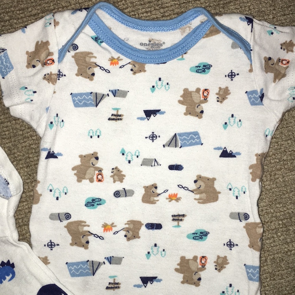 Onesie bundle - Picture 3 of 3